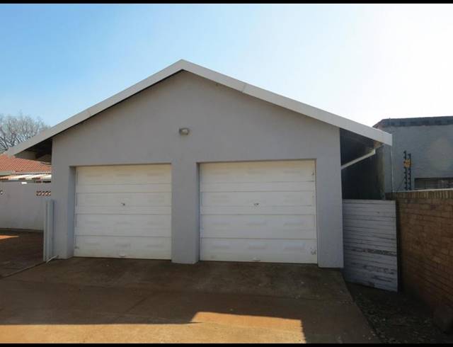 3 BEDROOM HOUSE FOR SALE IN JANSEN PARK